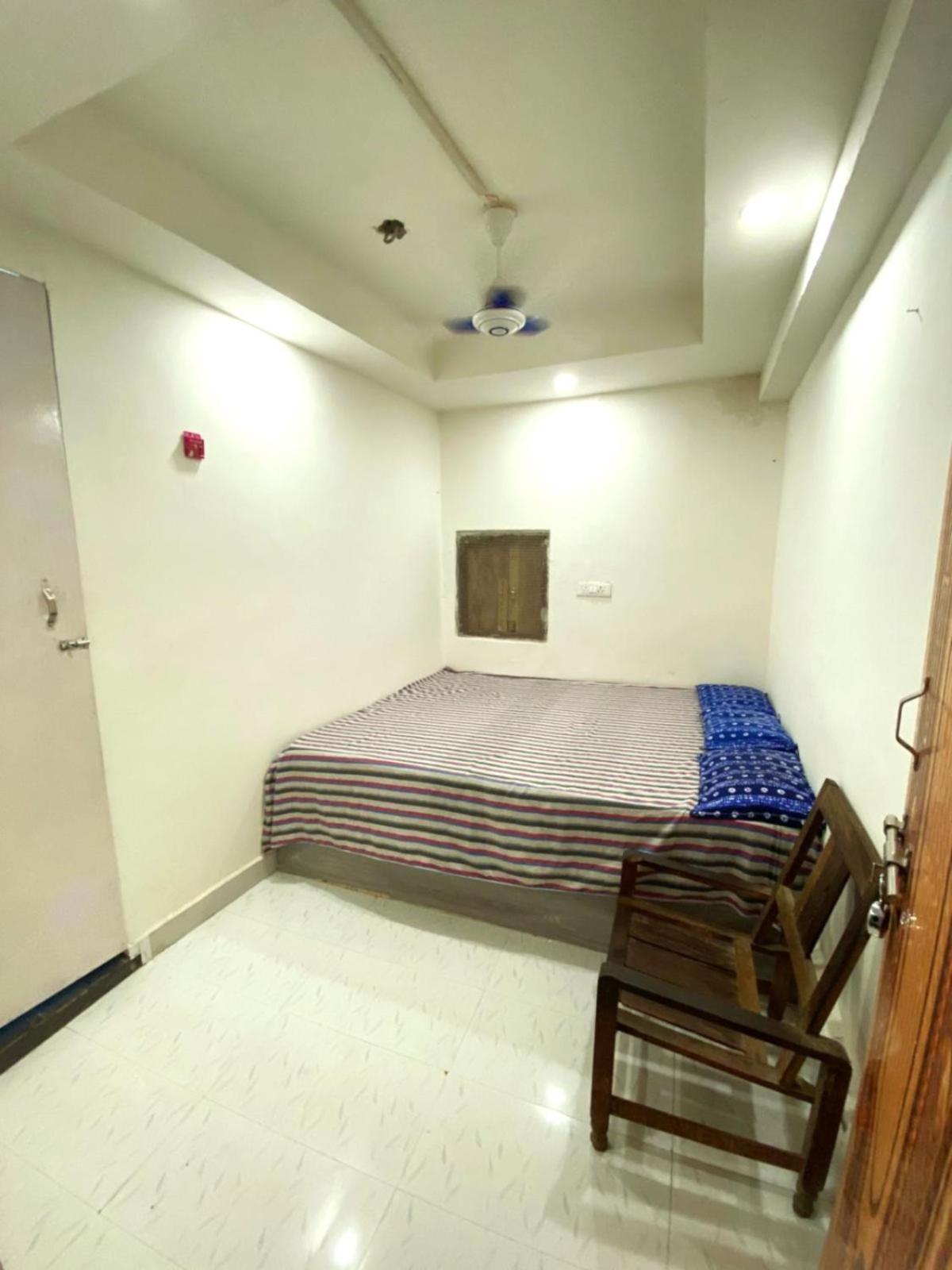 Hotel Satsangi 데오가르 외부 사진